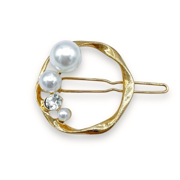 Set of 3 Pearl Hair Clips - Picture 5 of 6